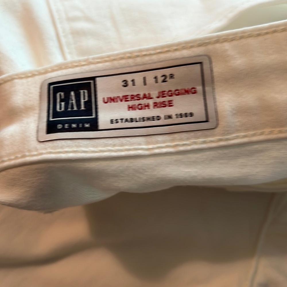 White jeans- NWT